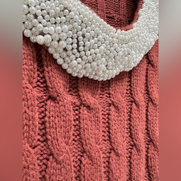 Sisouhor | Sweater with Pearl Collar - Picture 2 of 4